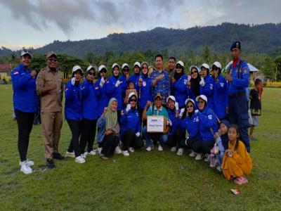 Kader Posyandu Rumput Laut Desa Saiyong Juara 1 Gerak Jalan HUT Ke-80 RI Tingkat Kecamatan